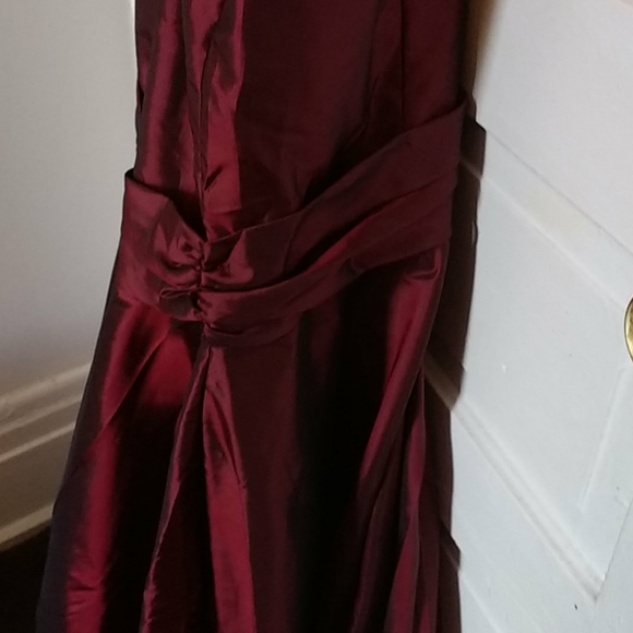 David's Bridal iridescent taffeta gown sz4 NWT - Picture 7 of 7